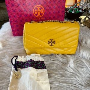 GREAT Condition KIRA CHEVRON SMALL CONVERTIBLE SHOULDER BAG.